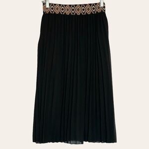 Boutique Black Pleated Plisse Boho Flowy Midi Skirt Size M